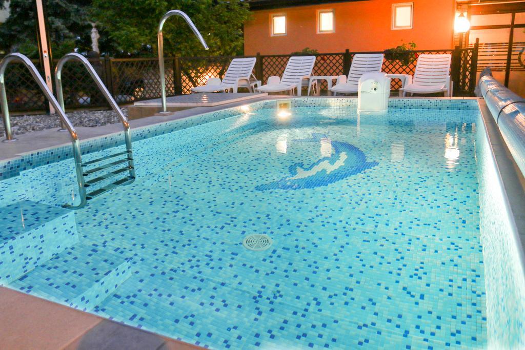 Guesthouse Villa Elizabet Palić Extérieur photo